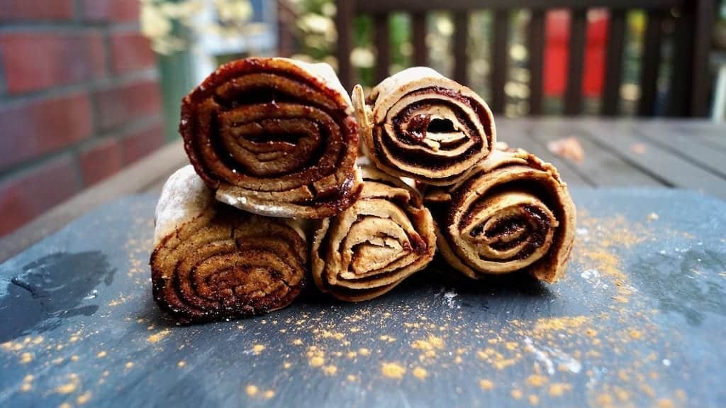 gesunde zimt-röllchen