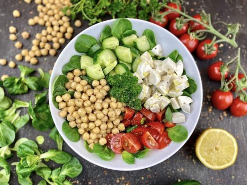 Bunter Kichererbsensalat