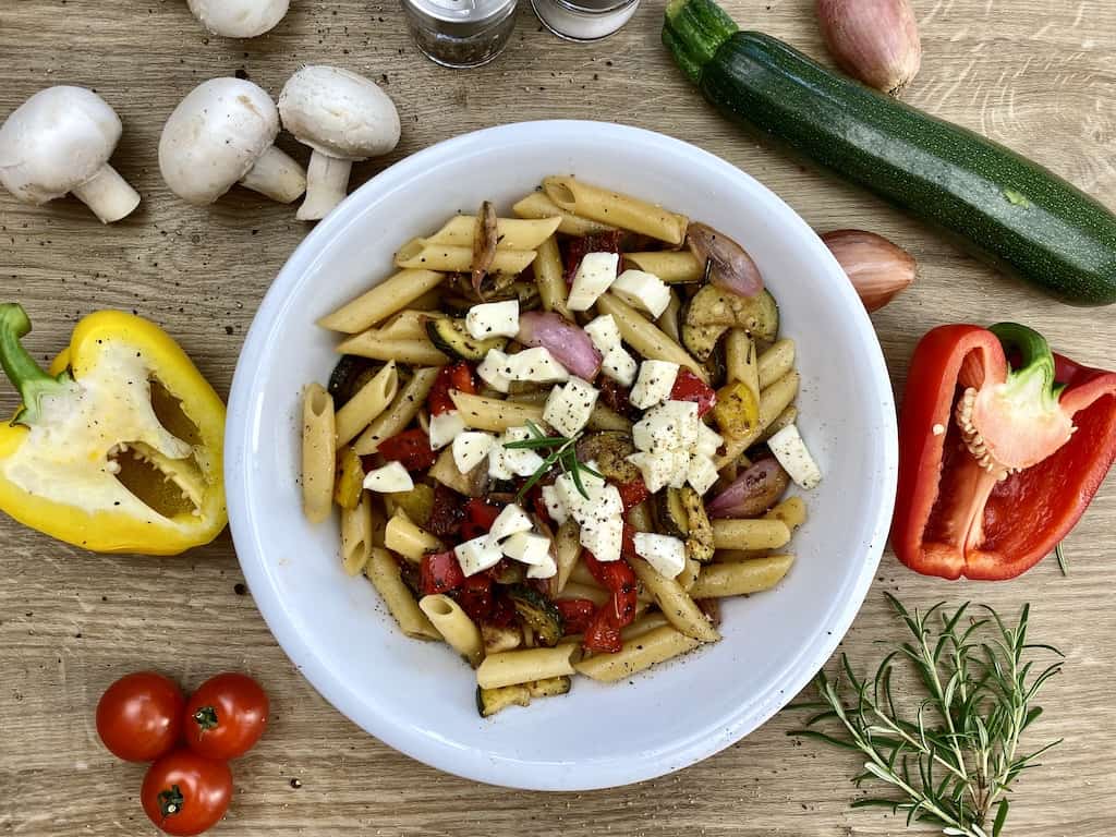 Antipasti Nudelsalat