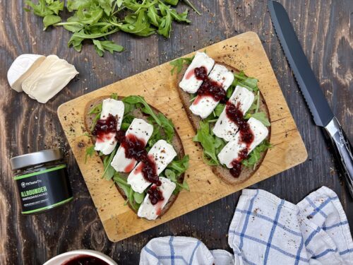 Bauernbrot mit Camembert