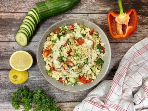 Couscous-Salat mit gerösteten Kichererbsen