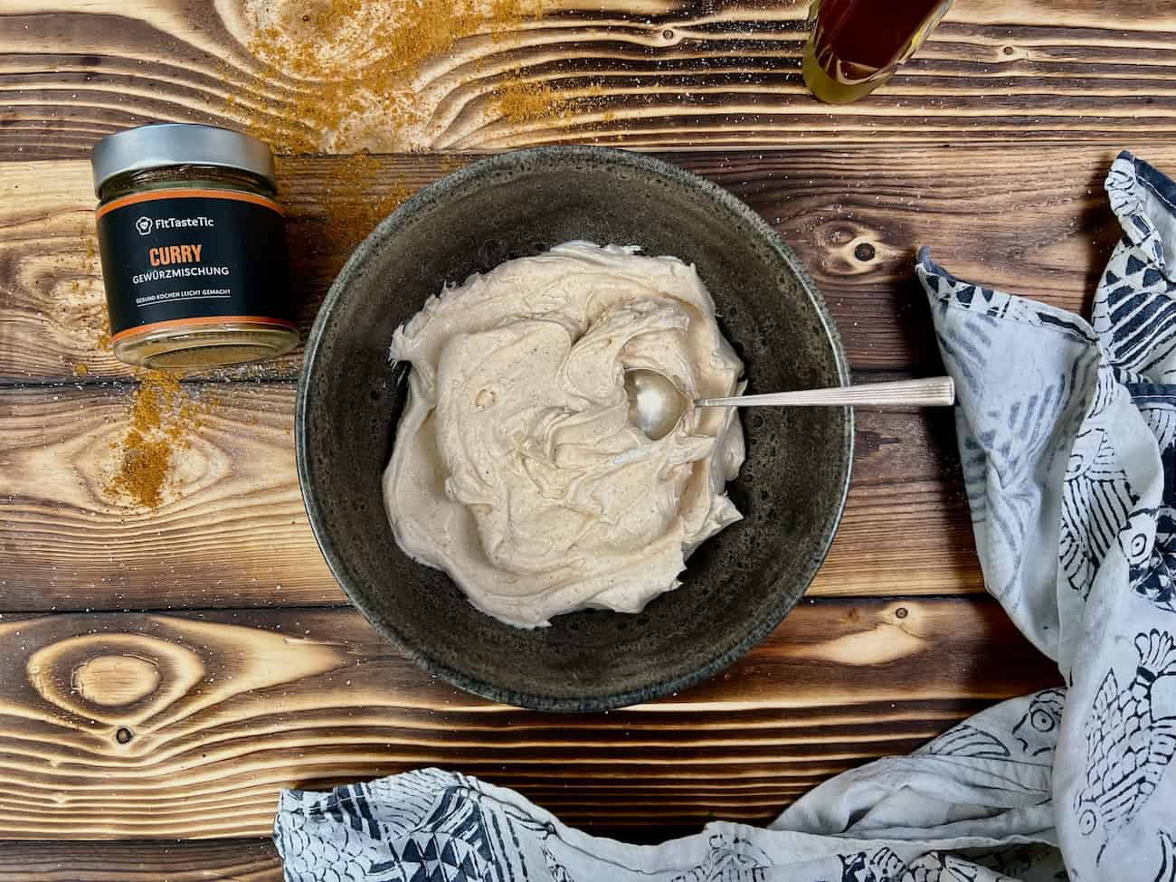 Cremiger Curry Frischkaese