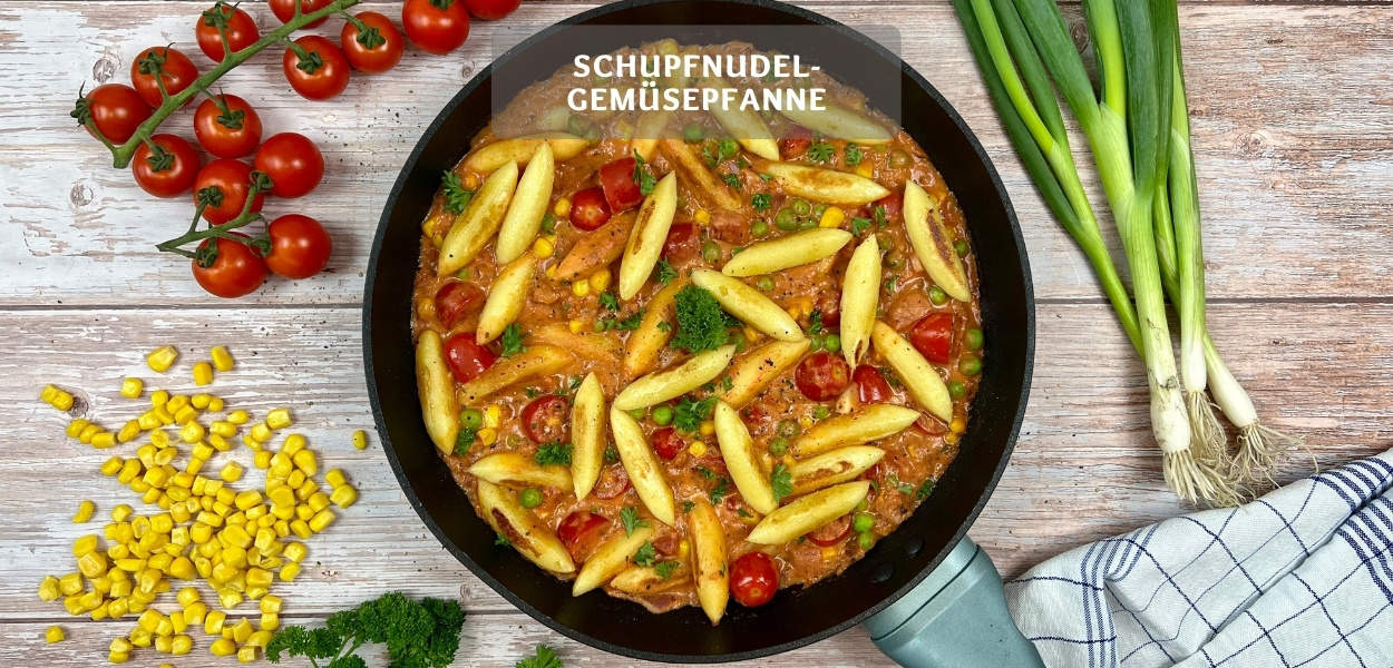 Schupfnudel-Gemüsepfanne mit Erbsen und Mais