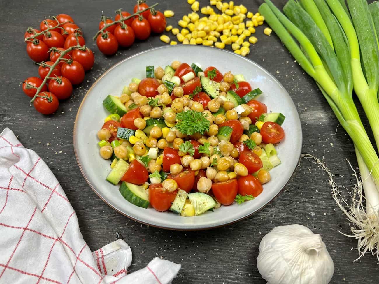 Einfacher Kichererbsensalat Einfacher Kichererbsensalat