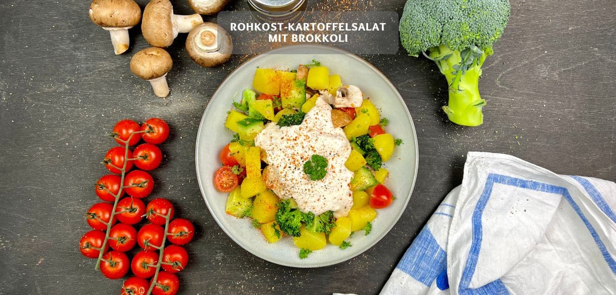 Einfacher Rohkost Kartoffelsalat mit Brokkoli Rohkost-Kartoffelsalat mit Brokkoli