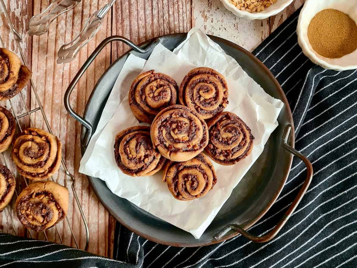 Joghurt-Apfel-Zimt-Schnecken