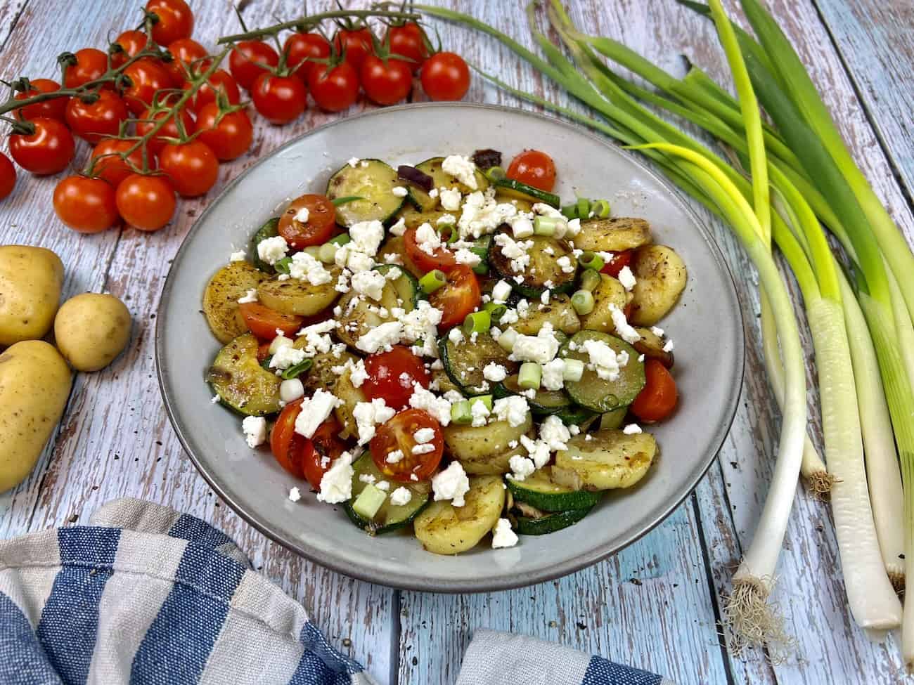 Kartoffel-Gemüsepfanne mit Feta