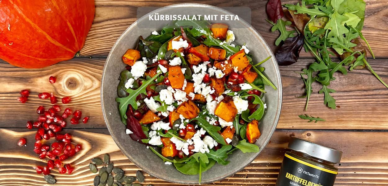 Kuerbissalat mit Feta und Granatapfelkernen Kürbissalat mit Feta