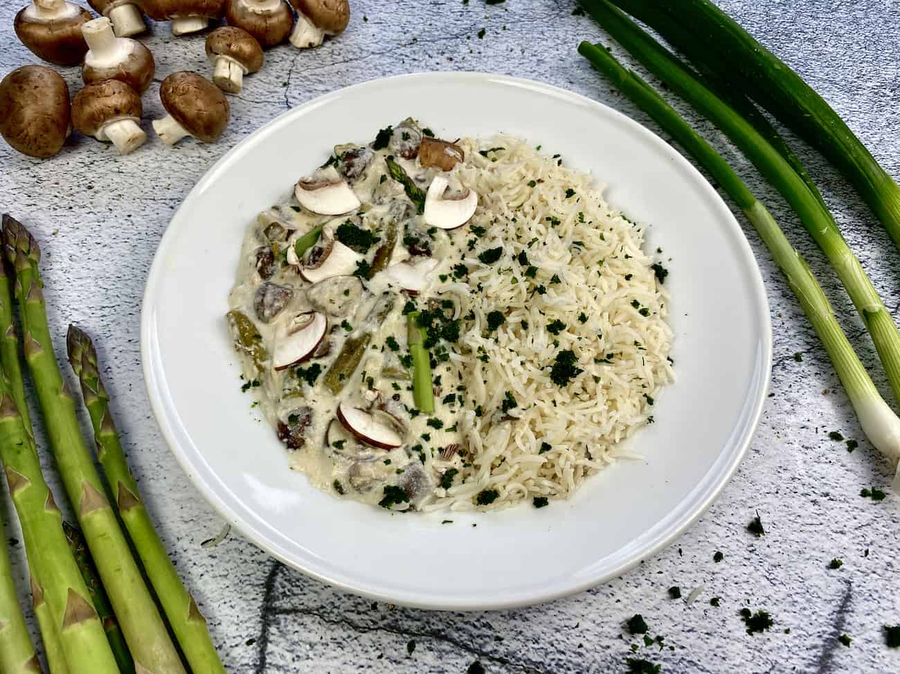 Leichte Spargel-Champignon-Pfanne