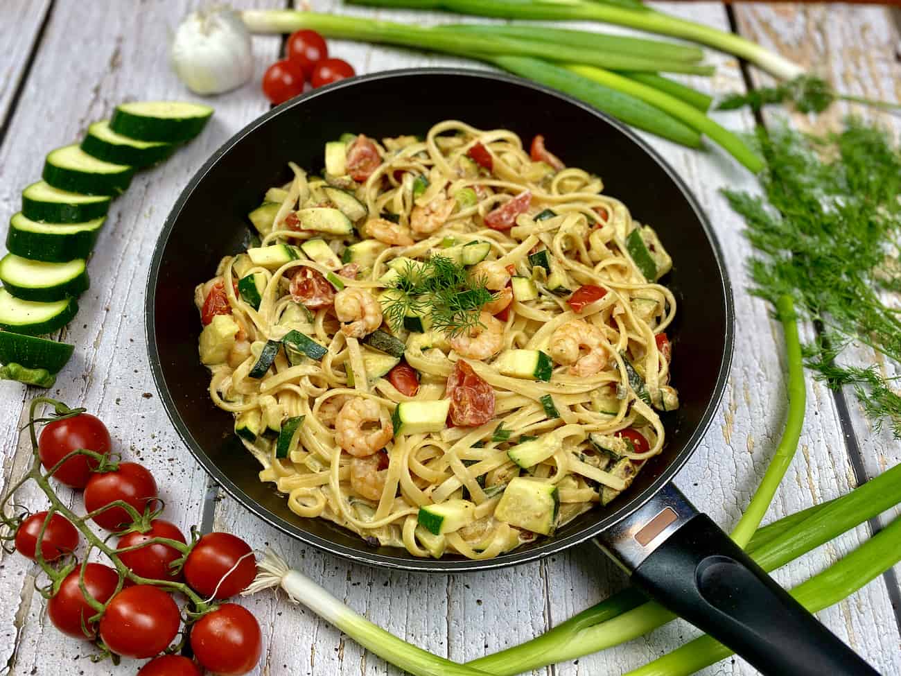 Linguine mit Garnelen und Zucchini