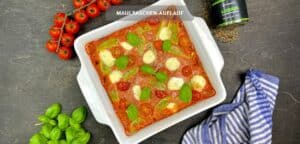 Maultaschen-Auflauf mit Cherrytomaten und Mini-Mozzarella