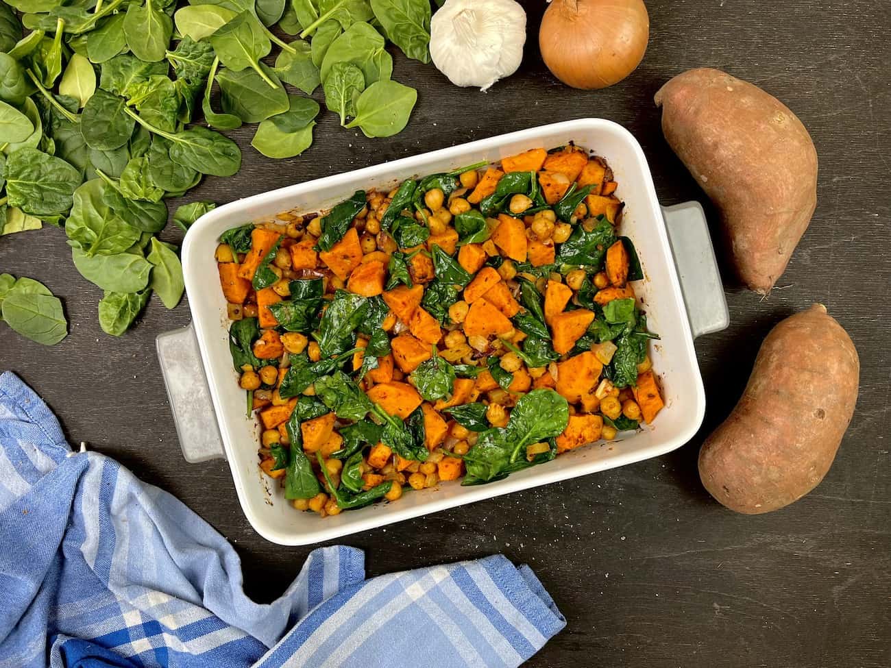 Ofen Suesskartoffel Curry mit Kichererbsen Ofen-Süßkartoffel-Curry mit Kichererbsen