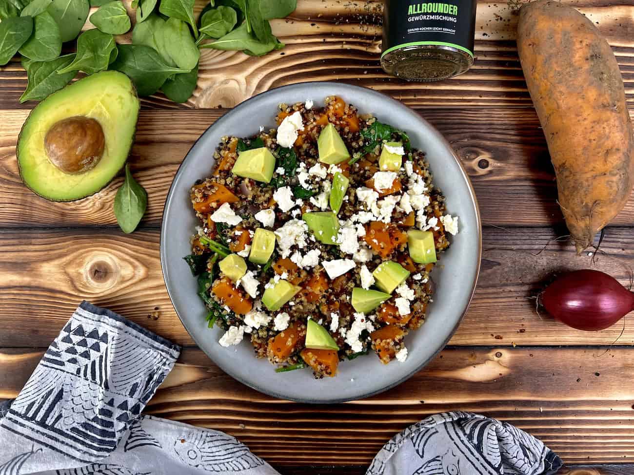 One Pot Quinoa mit Avocado