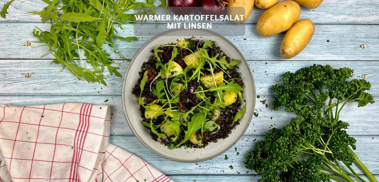 Warmer Kartoffelsalat mit Linsen