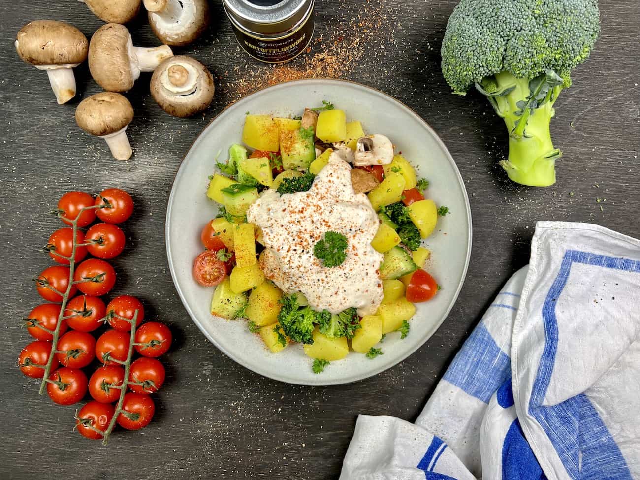 Rohkost Kartoffelsalat mit Brokkoli Rohkost-Kartoffelsalat mit Brokkoli