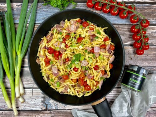 Schnelle Spätzle-Pfanne mit Cherrytoamten