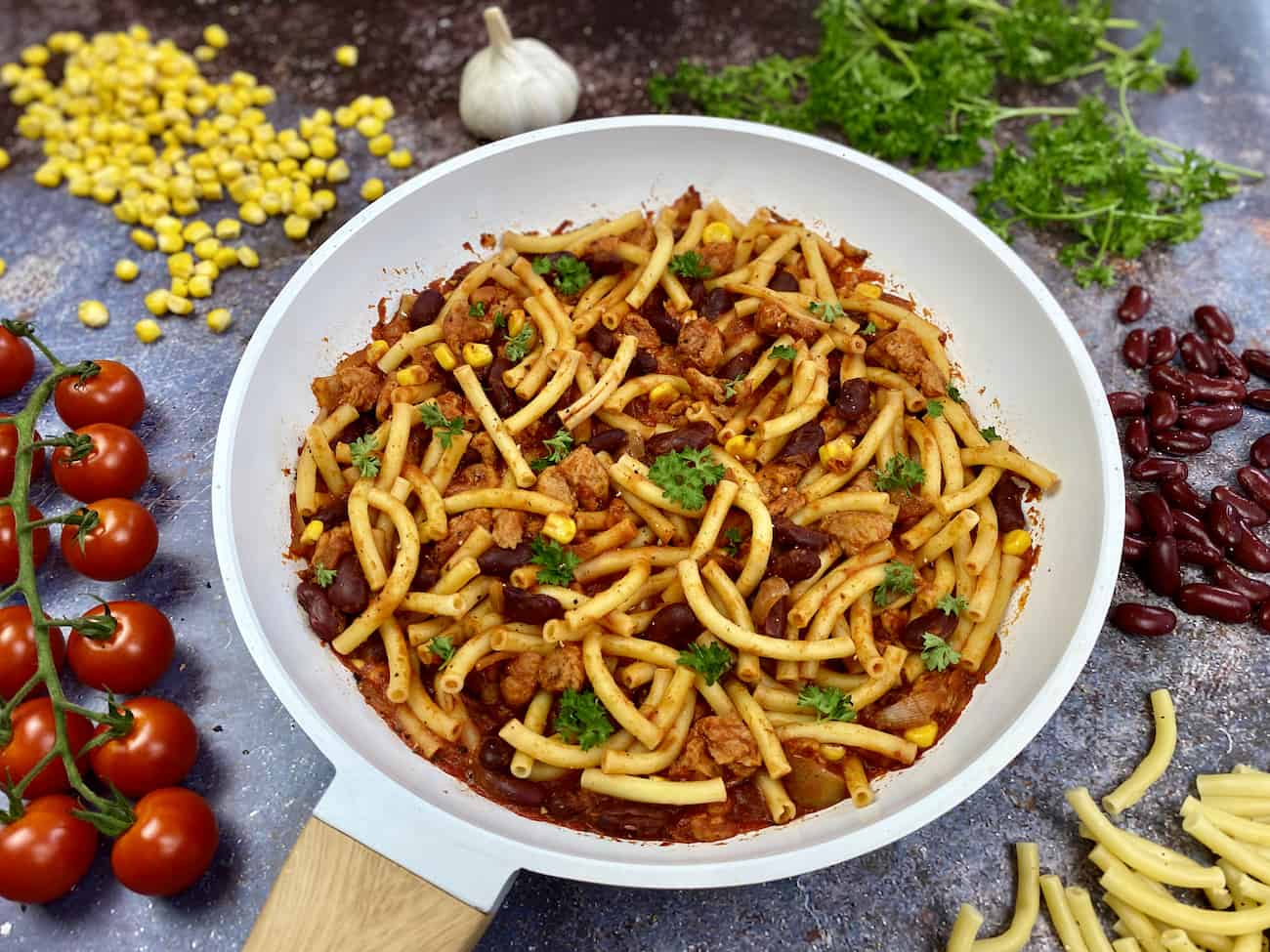 Schnelle vegane mexikanische Pasta Schnelle vegane mexikanische Pasta