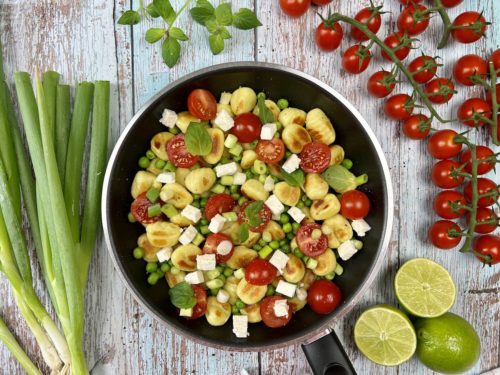Sommerliche Gnocchi-Pfanne