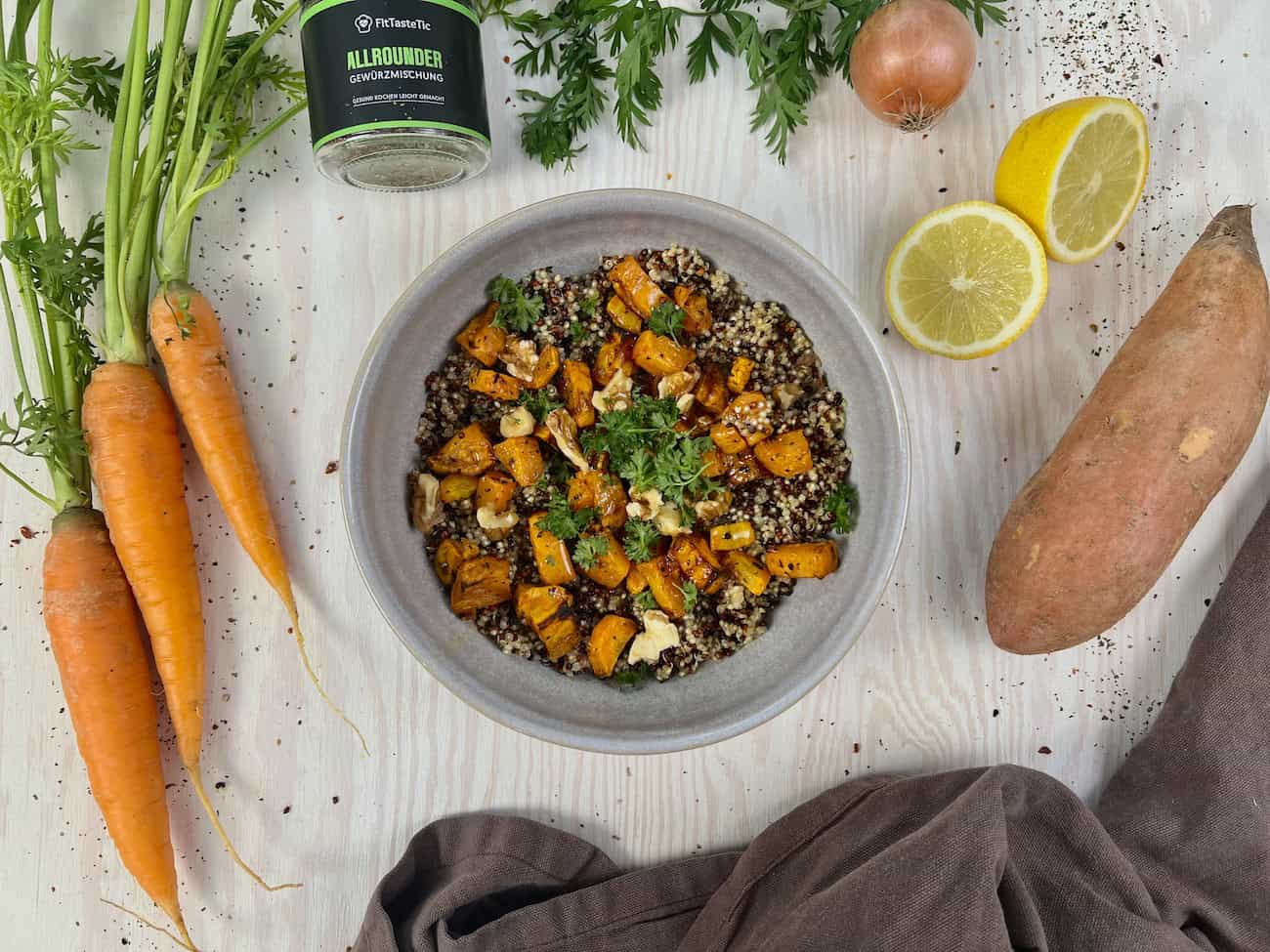 Süßkartoffel-Quinoa-Bowl