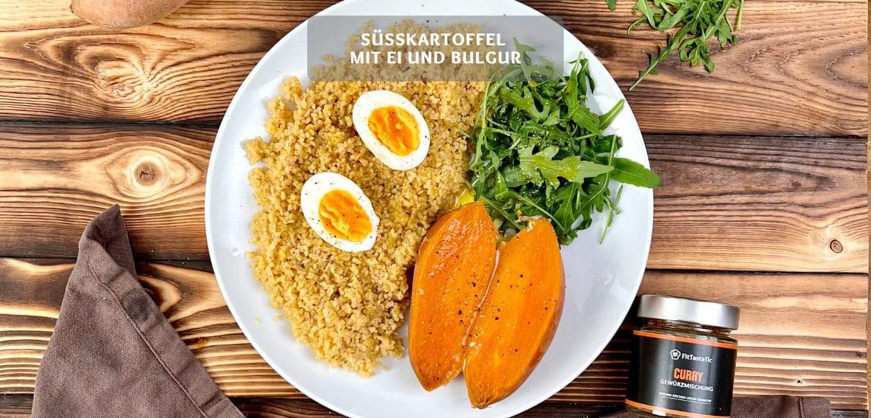 Suesskartoffel mit Eiern und Bulgur Süßkartoffel mit Ei und Bulgur