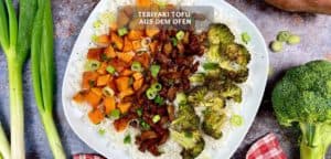 Teriyaki Tofu aus dem Ofen mit Brokkoli und Reis
