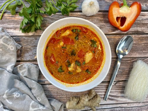 Thai Suppe mit Hähnchen