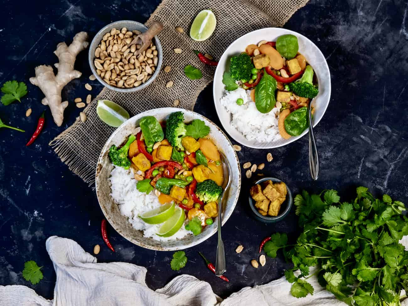 Veganes Thai Curry mit Tofu Veganes Thai Curry mit Tofu