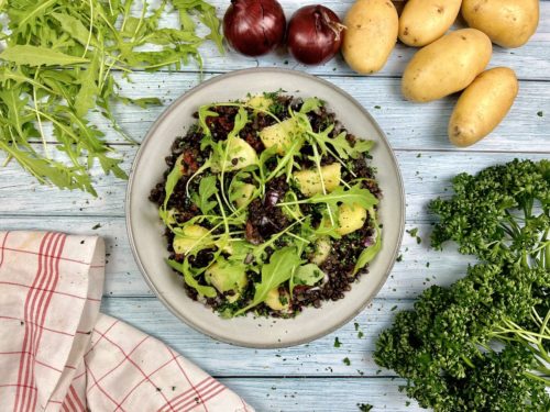 Warmer Kartoffelsalat mit Linsen