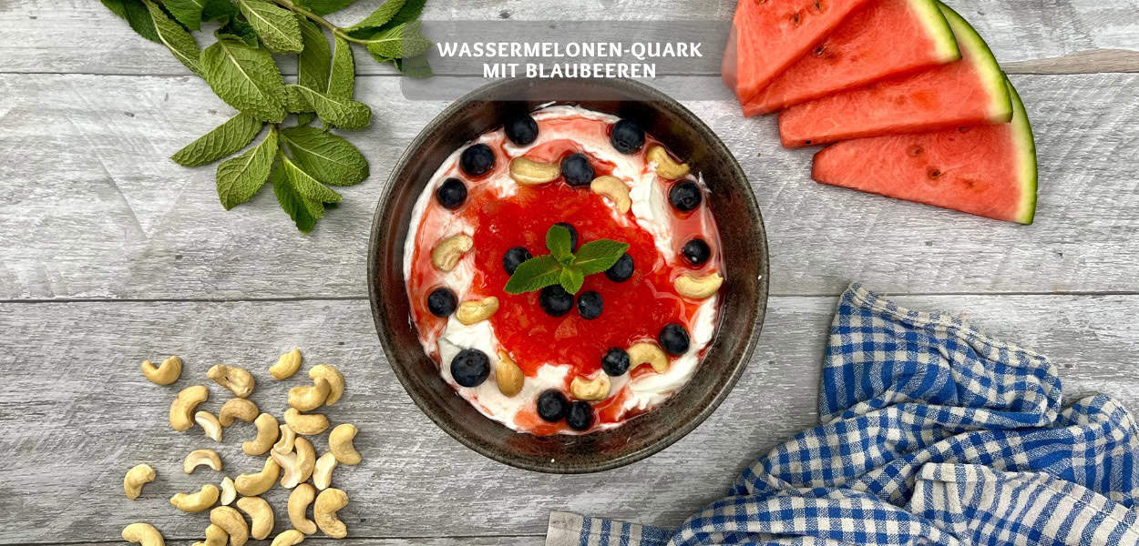Wassermelonen-Quark mit Blaubeeren