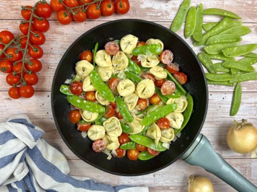 leichte Tortellini-Gemüse-Pfanne